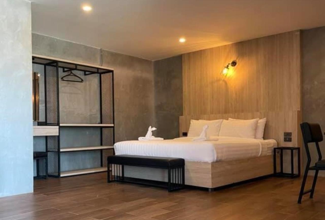 Rabbit Hotel Phimai Eksteriør billede